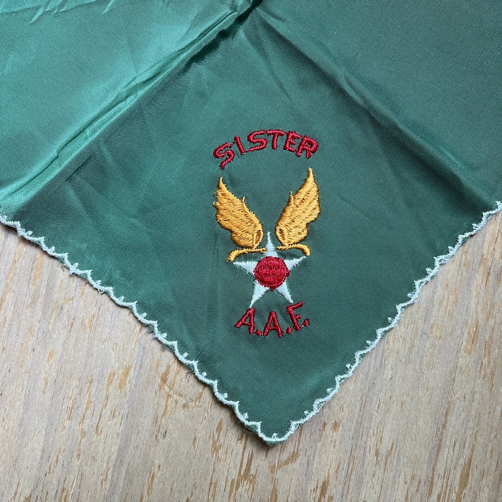 Original WW2 U.S. AAF "Sister" Green Silk Gift Hankie/Napkin