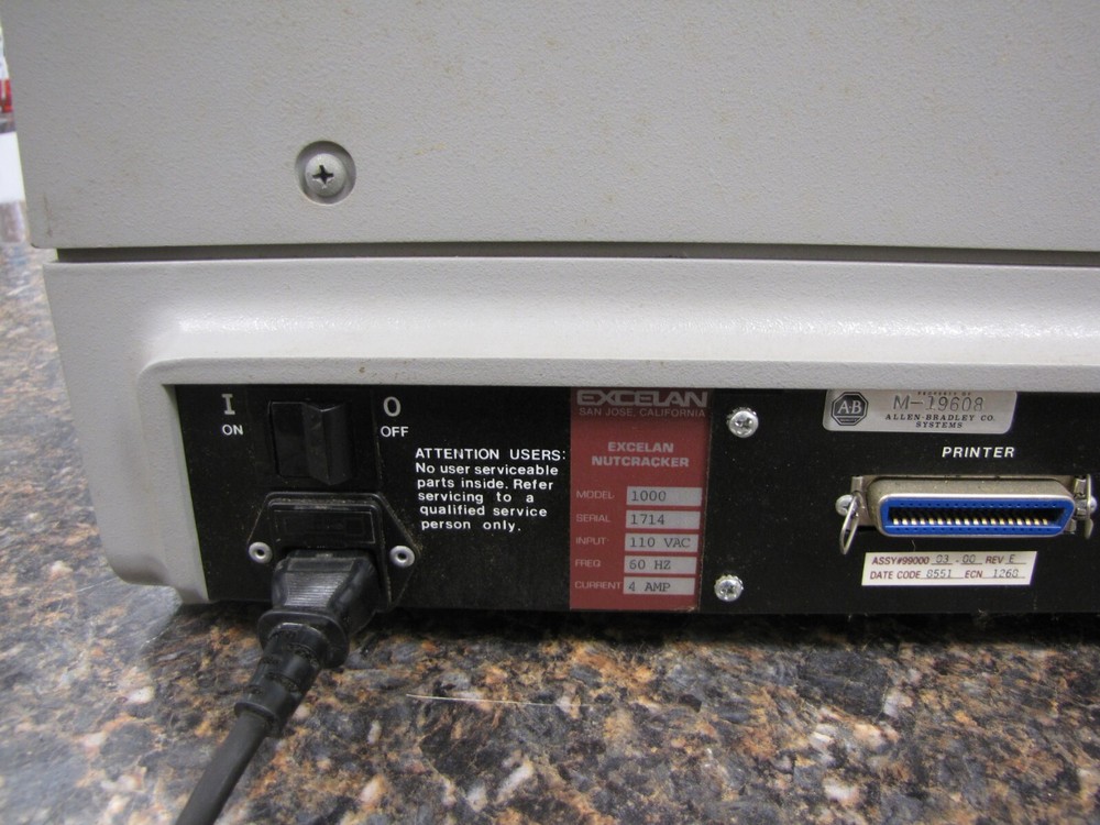 Rare Vintage EXCELAN Nutcracker Desktop Computer System Model 1000 - Powers On