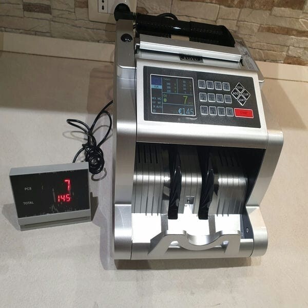 Mixed banknote detector counterfeit banknotes UVMG LCD