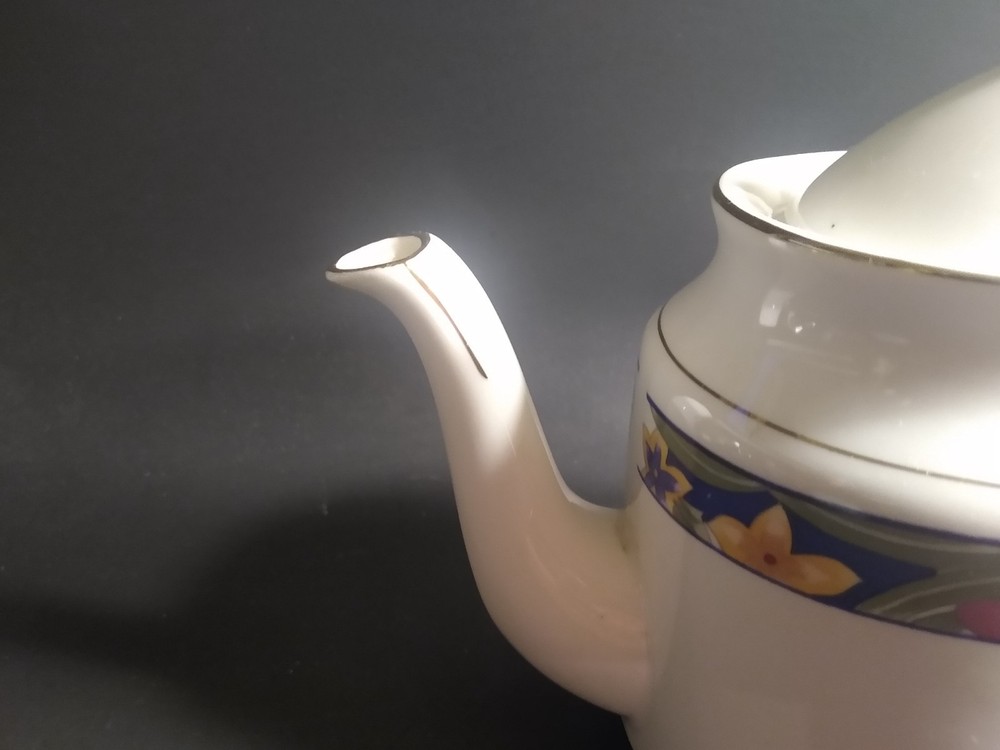 Red Sea Sonata 4 cup teapot