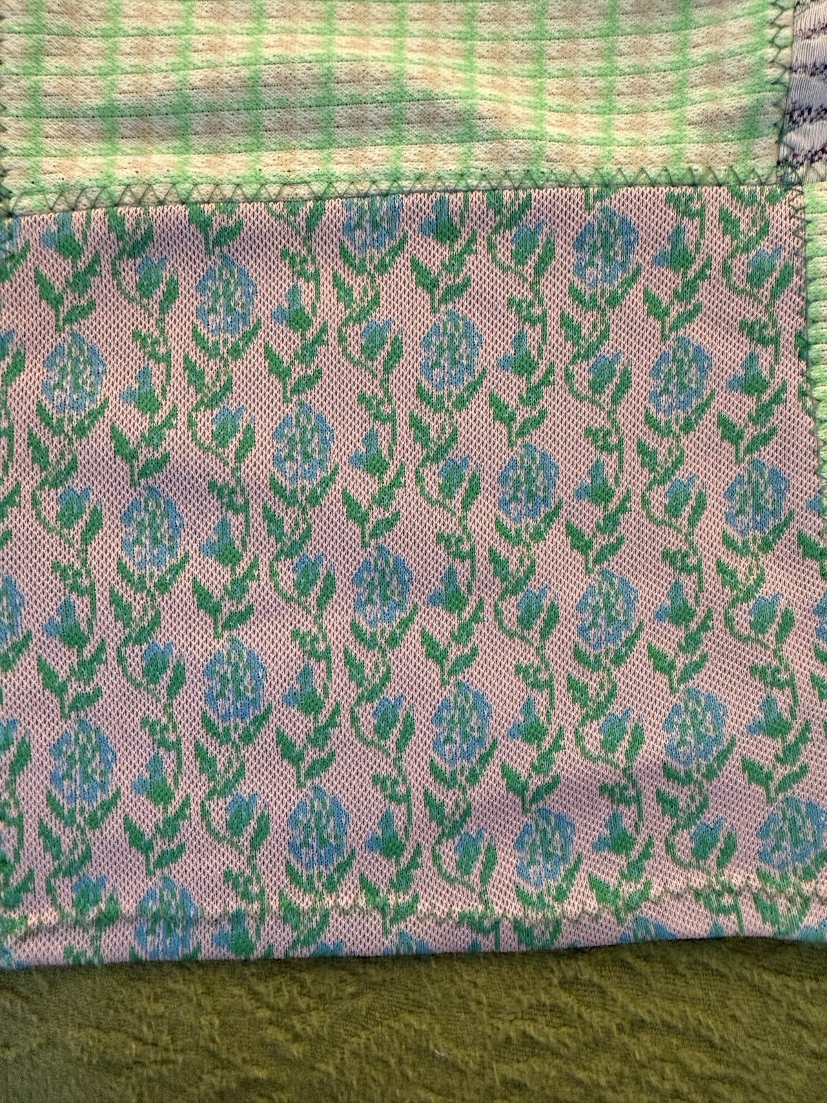 Vintage 70's Patchwork Coverlet Bedspread Quilt Topper