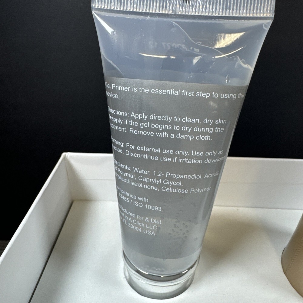 NUMIERE PLUS Microcurrent And LED Wrinkle Reducing Device With Gel - Open Box