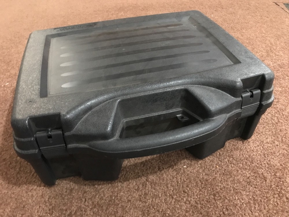 Plastic gun case