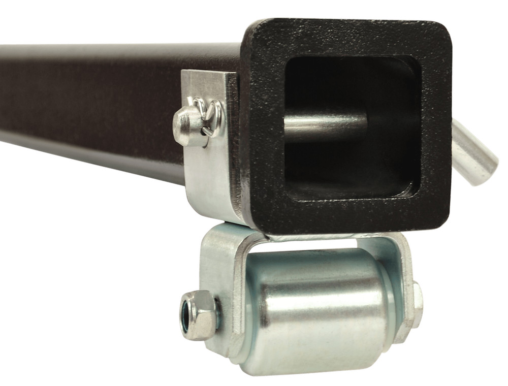 ULTRA FAB HITCH PROTECTOR- 48-979020