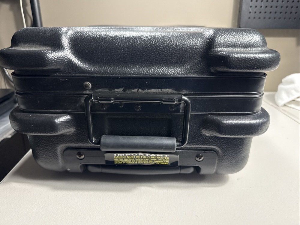 VTG Sudhaus Combo-Code 20” Black Hardshell Rolling Case Keys Combo EXCELLENT EUC