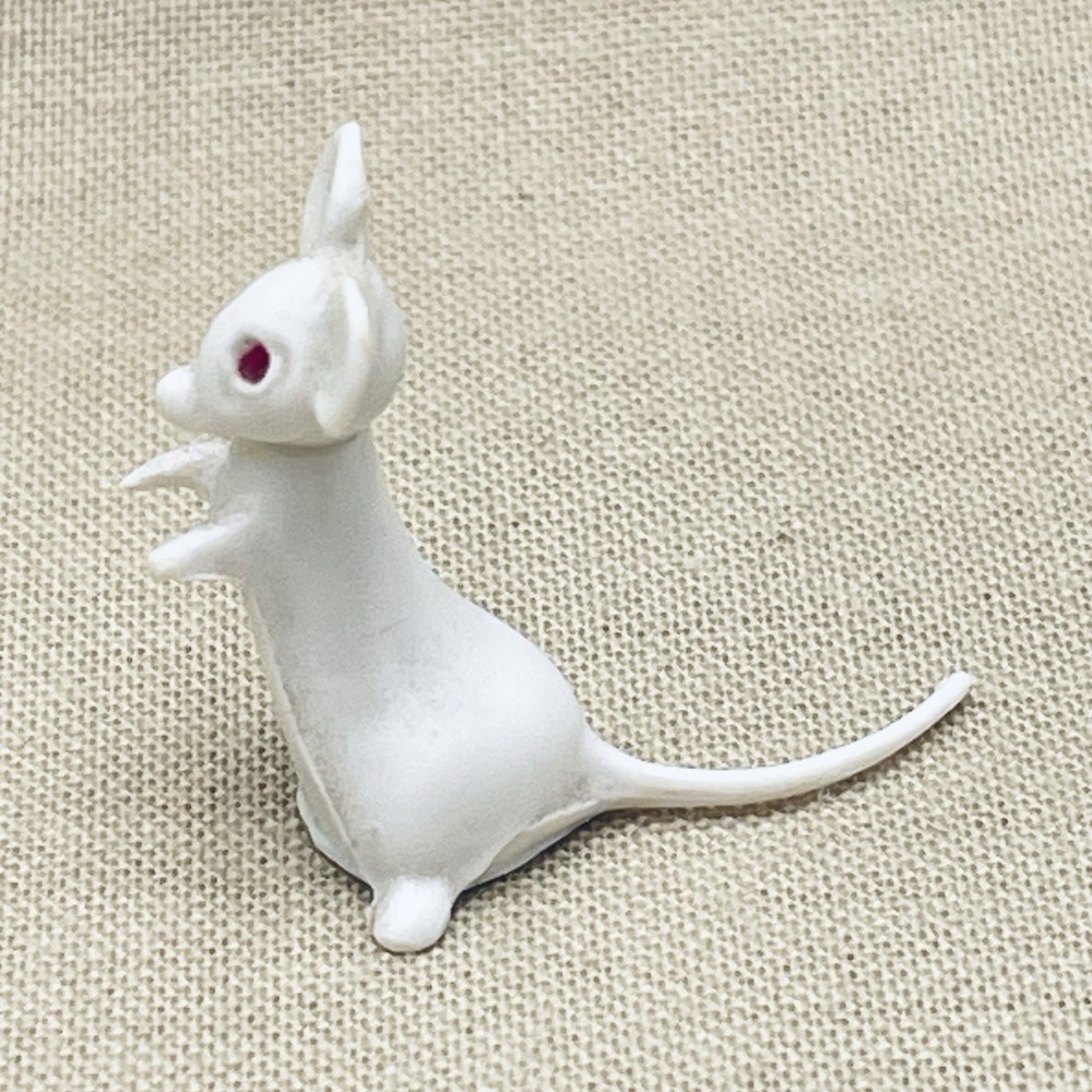 Vintage Miniature Mini Small Plastic West Germany White MOUSE & CHEESE Figurine
