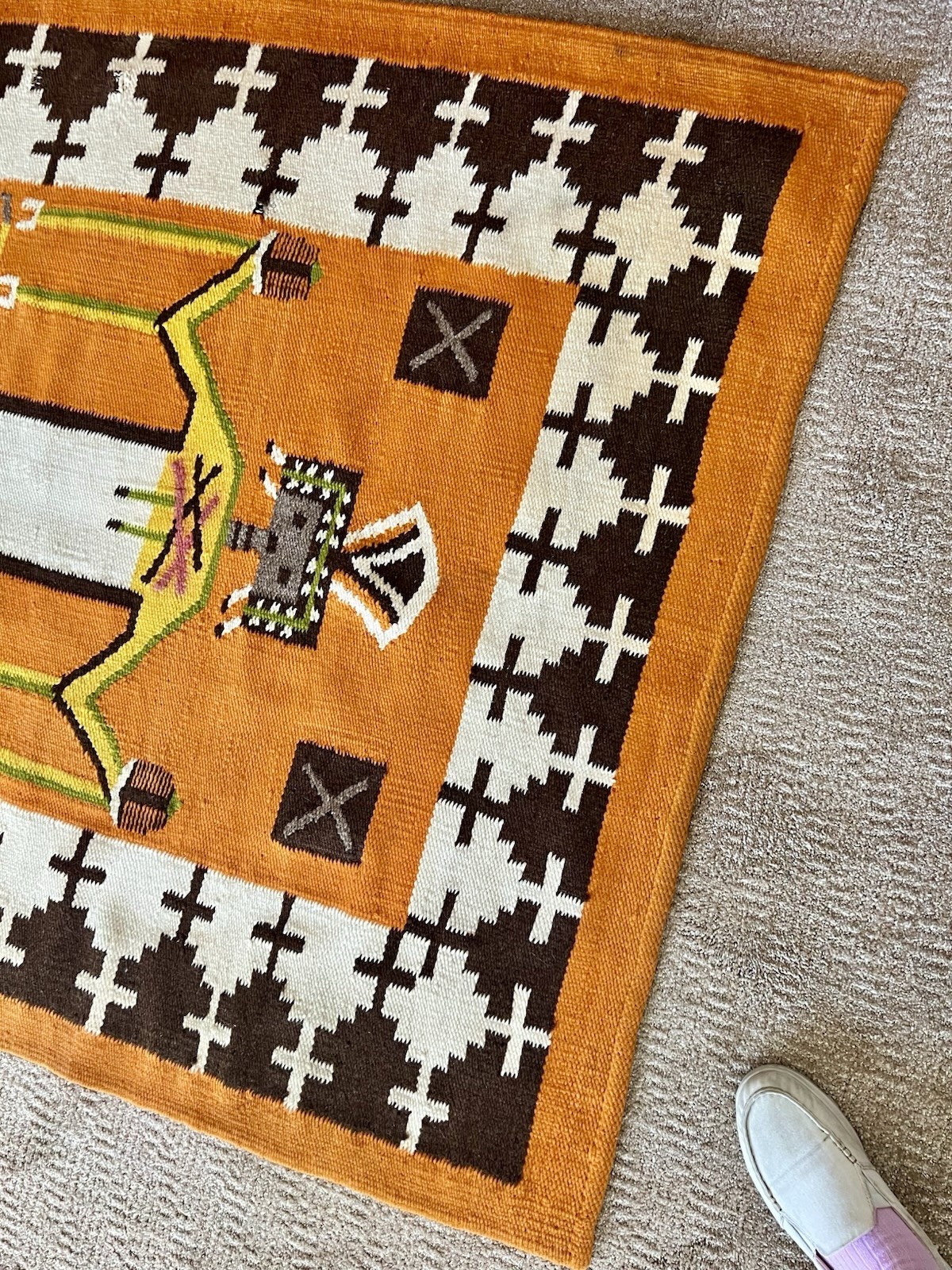 Beautiful Vintage Navajo Yie Rug Native American 47 x 33 Home Spun Wool As Is