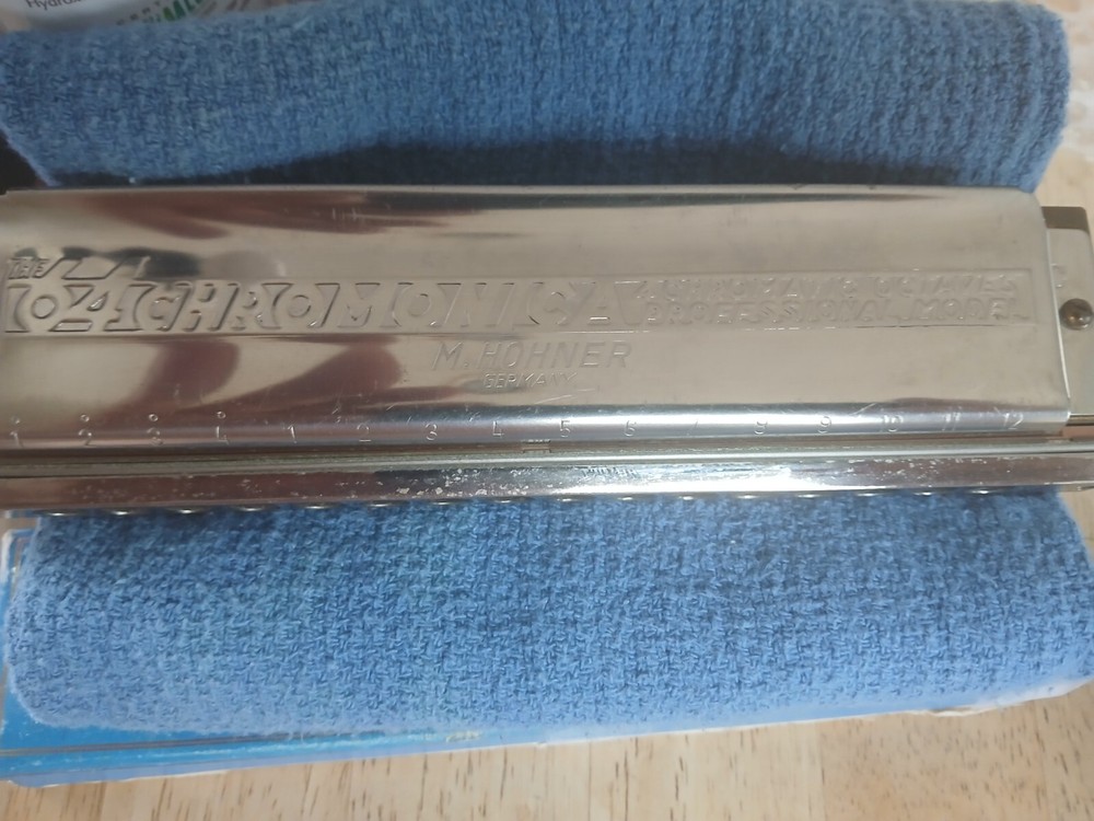 The 64 Chromonica 4 chromatic octaves Harmonica "C" Professional Model