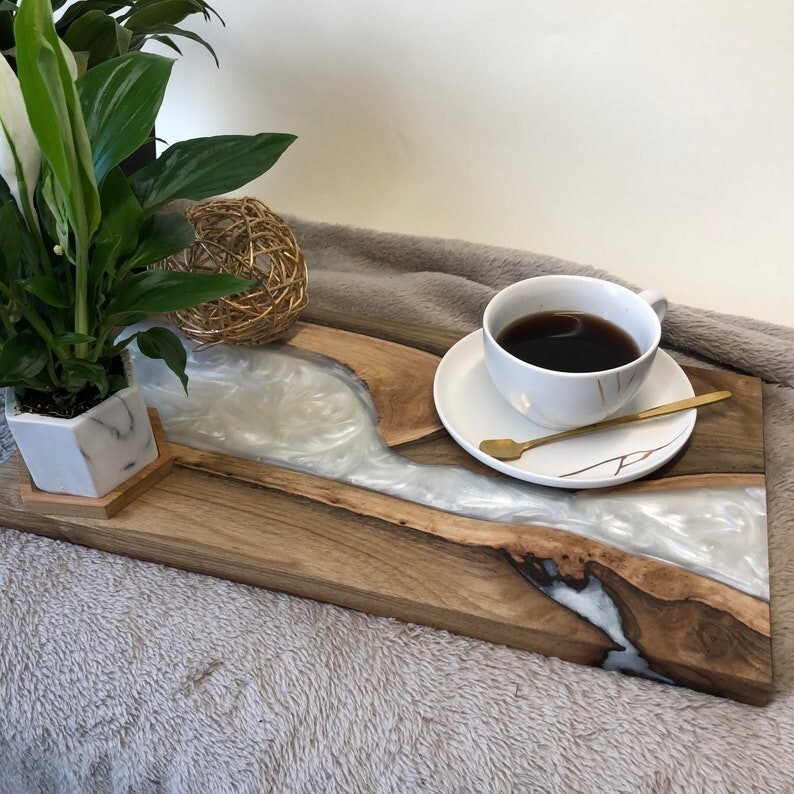 Epoxy Wood Rasin Serving Tray