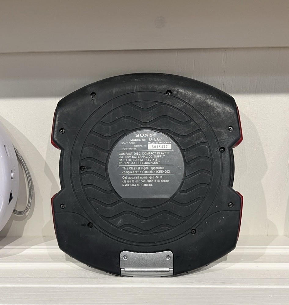 RARE Sony Discman D-EG7 CD Player