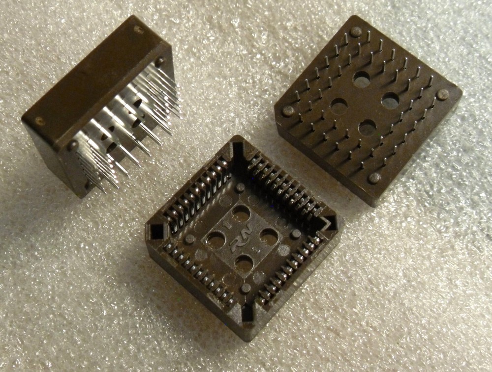 44 Pin PLCC  Socket - Robinson Nugent -  Through Hole - NEW PLCC44