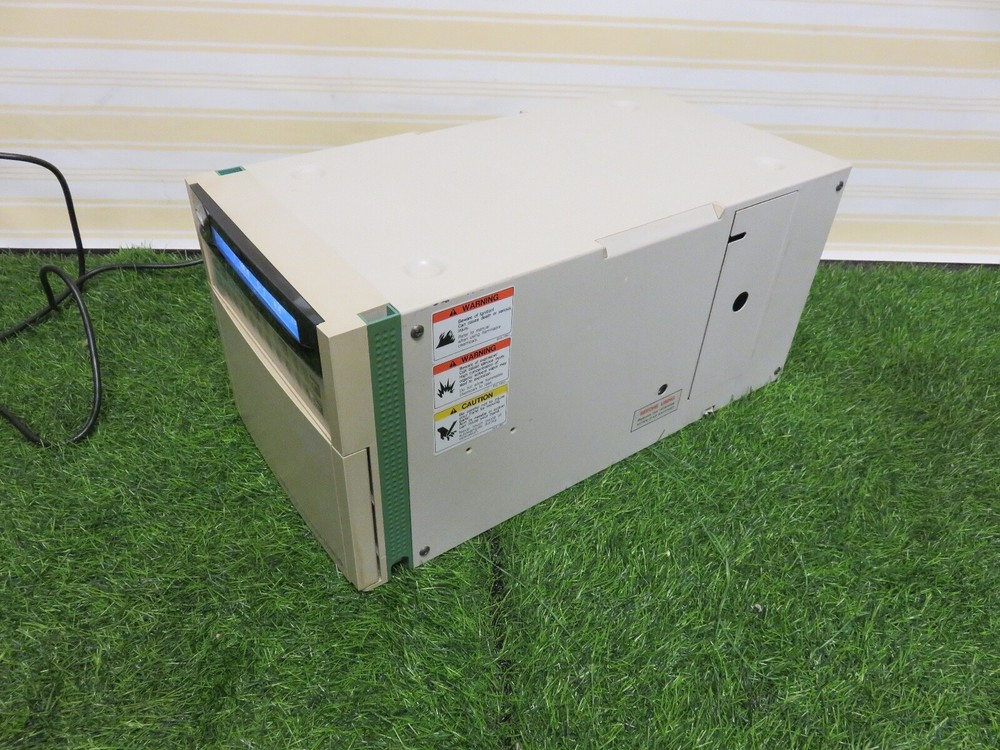 Hitachi Autosampler L-7200 (810-0201)