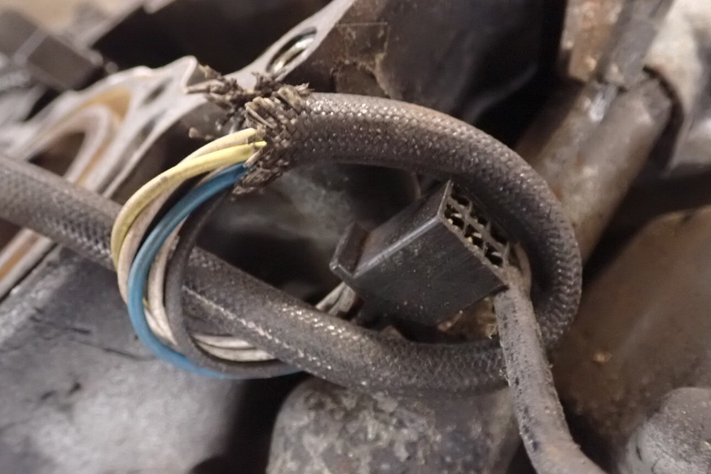 1985 HONDA VF500F ENGINE BOTTOM END