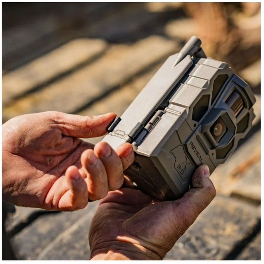 Reveal by Tactacam X 3.0 Cellular Trail Camera