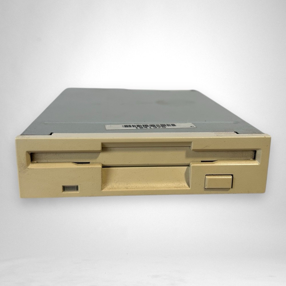 YE Data YD-702D-6037D A 3.5in Floppy Disk Drive