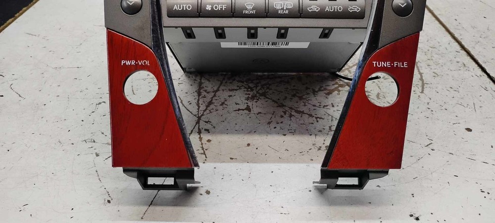 07 Lexus ES350 Radio Display Screen Panel Bezel 07