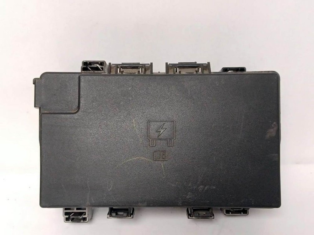 2018-2020 Dodge Durango Engine Fuse Box Factory OEM