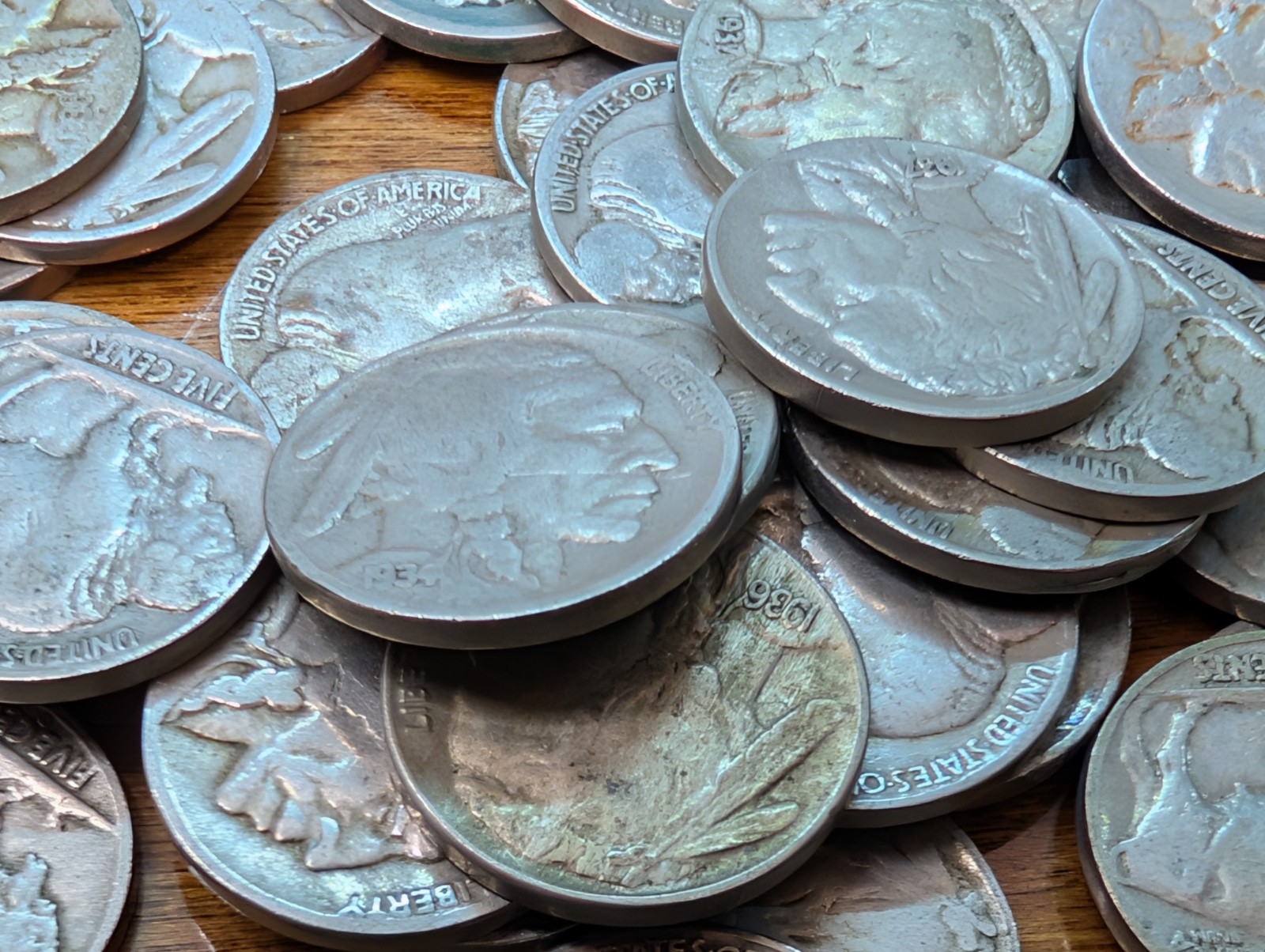 100 Buffalo Nickels - WITH DATES - Common US Nickel Coins