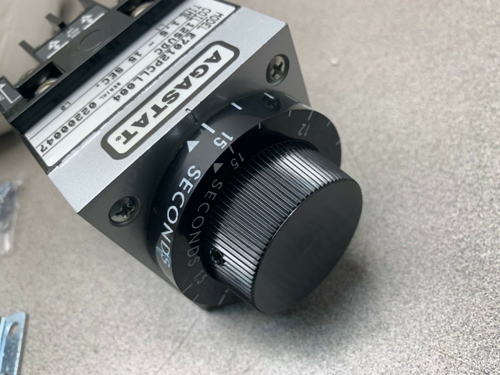 NEW AGASTAT 125VDC. TIMER 1.5-15 SEC. TIMING RELAY E7012PCLL004