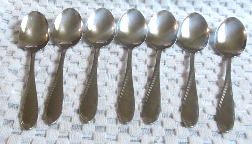 43 PC Oneida Camber Cresta Windswept Scroll Glossy Stainless Flatware