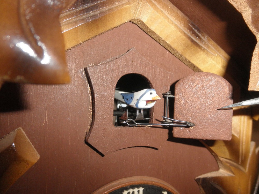 Cuckoo Clock German Black Forest working 1 Day CK2909