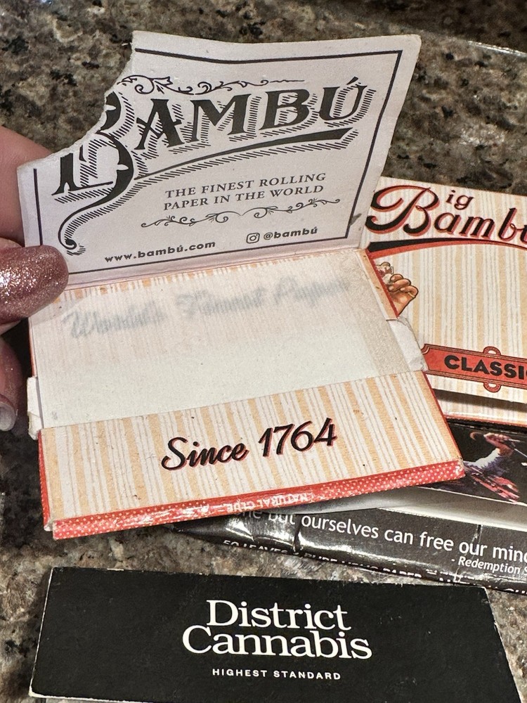 9 pc x Bambu and Other! Rolling Papers 100% Authentic Bambu Classic Papers USA
