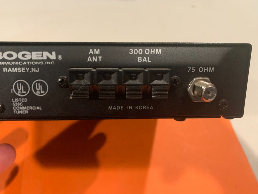 BOGEN DIGITAL AM/FM TUNER TP-30D