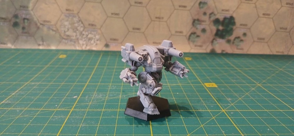Legacy battletech game miniatures
