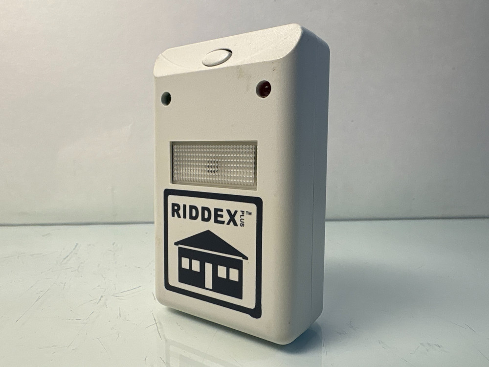 Riddex Plus Electronic Pest Repeller – Plug‑In Ultrasonic Device – Tested & Work