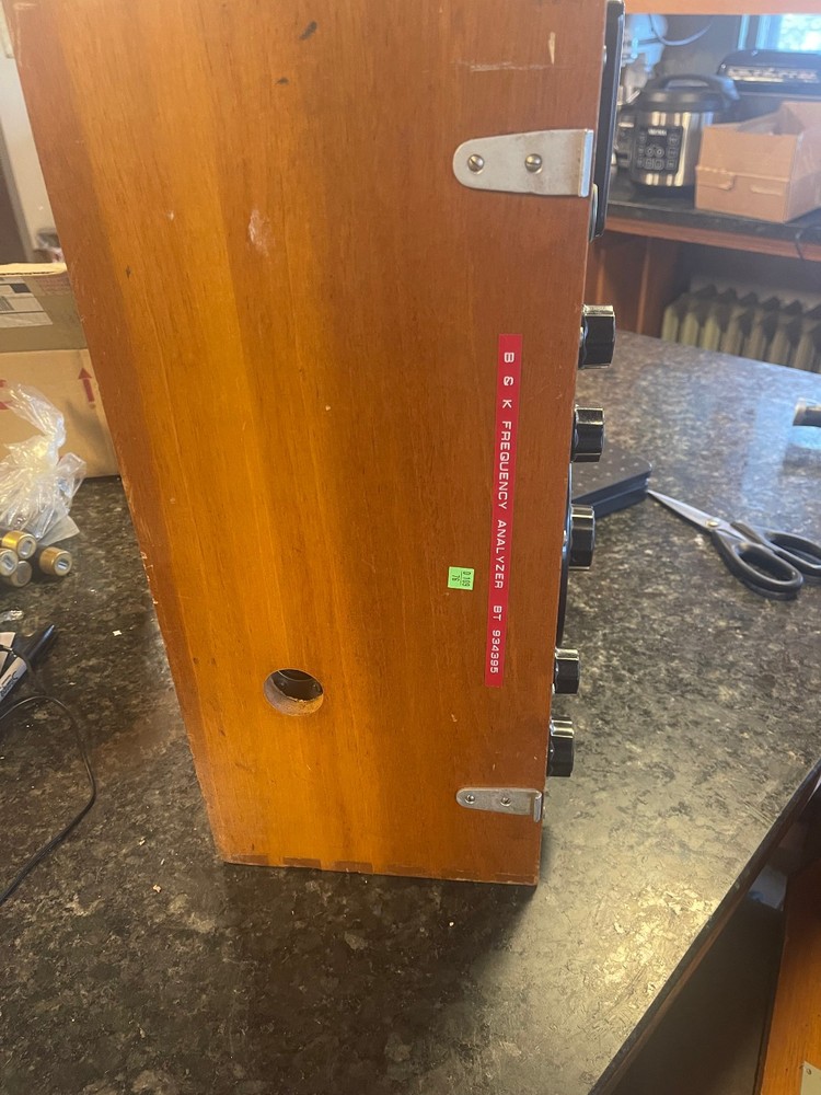 B&K Frequency Analyzer Type 2107