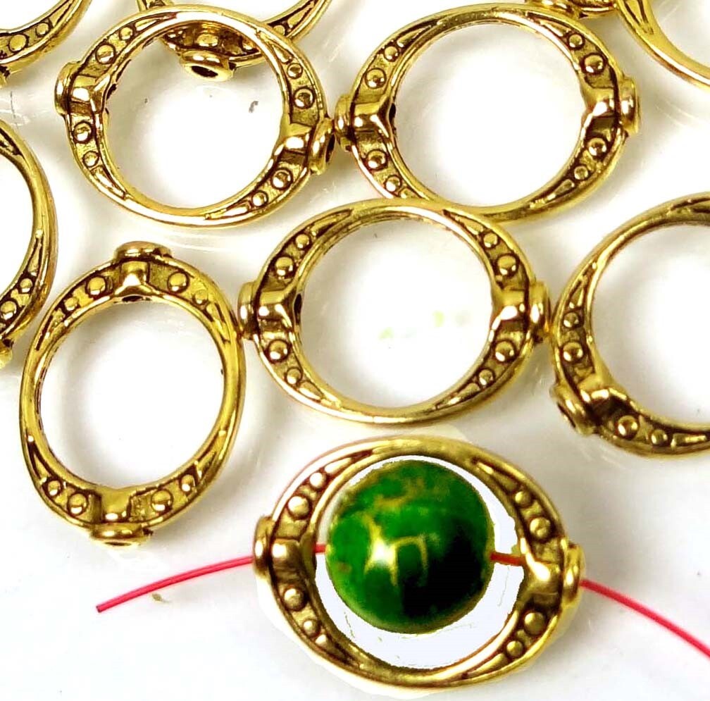 20 Antique Golden Pewter / Alloy Donut Frame Gun Metal Oval Beads 20x15mm