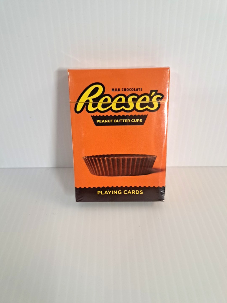 REESES PLAYING CARDS NEW IN PACKAGE