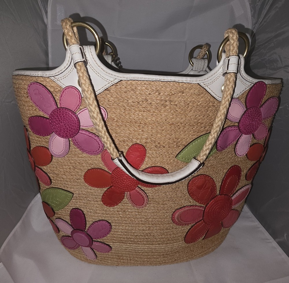 Japanese exclusive coach