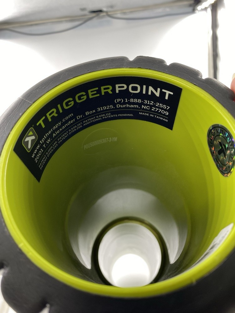 Trigger Point Grid 2.0 Foam Roller Black 26" Long Scuffs