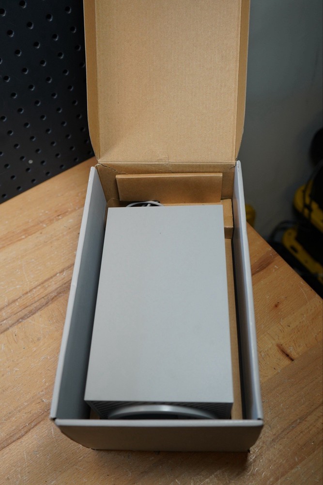 VERIZON WNC-CR200A INTERNET GATEWAY