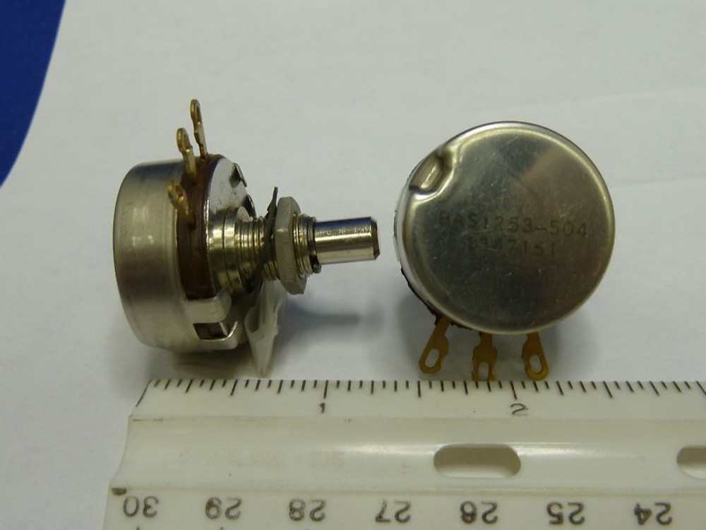Potentiometer 500 Ohms Centralab 2 Watt Linear (1 piece)