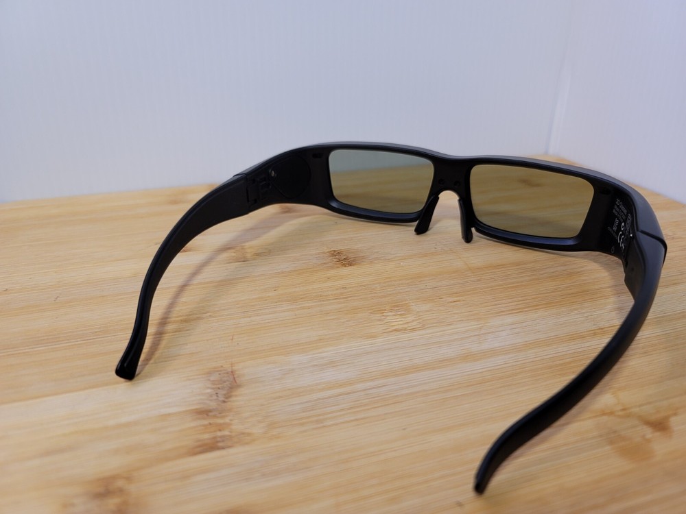 Epson ELPGS03 Active 3D Glasses- Lightly Used. “Glasses Only”