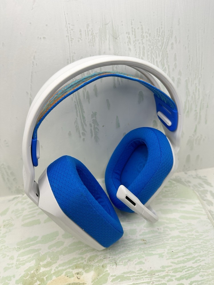 Logitech - G535 Wireless Headset. Headset Only