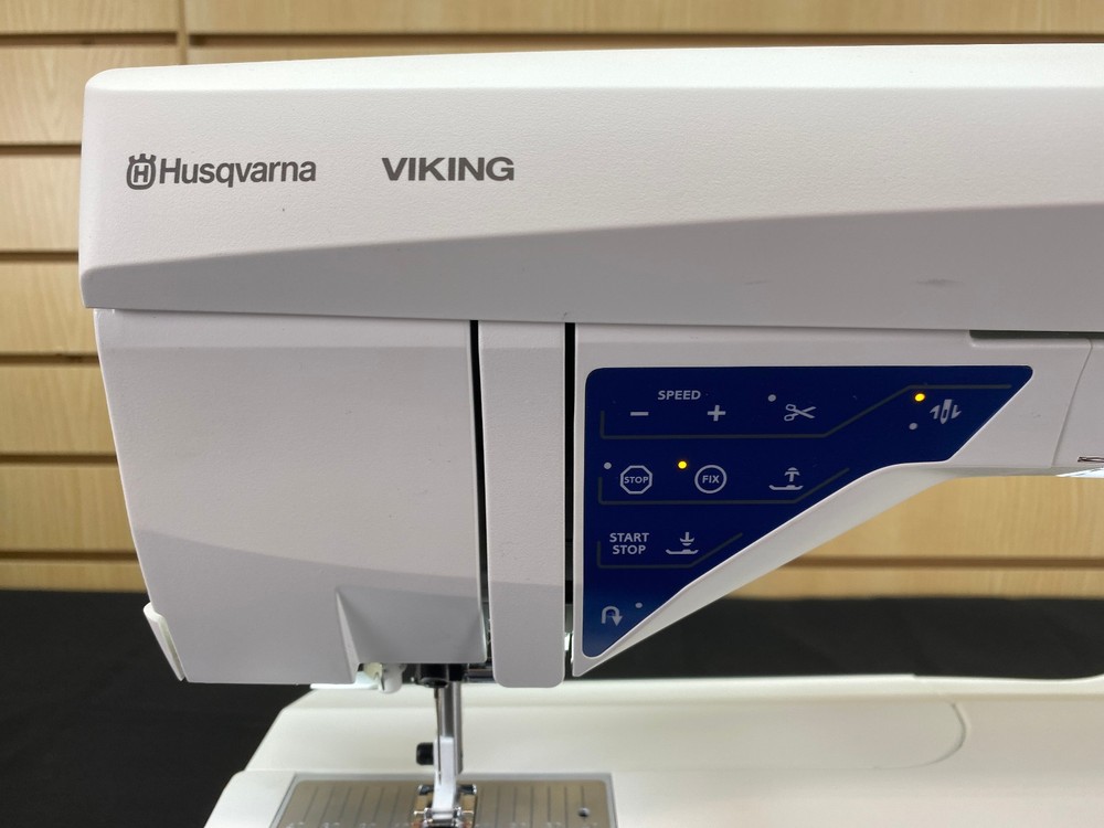 Husqvarna Sapphire 930 Computerized Sewing Machine - Quality Pre-Owned ✅