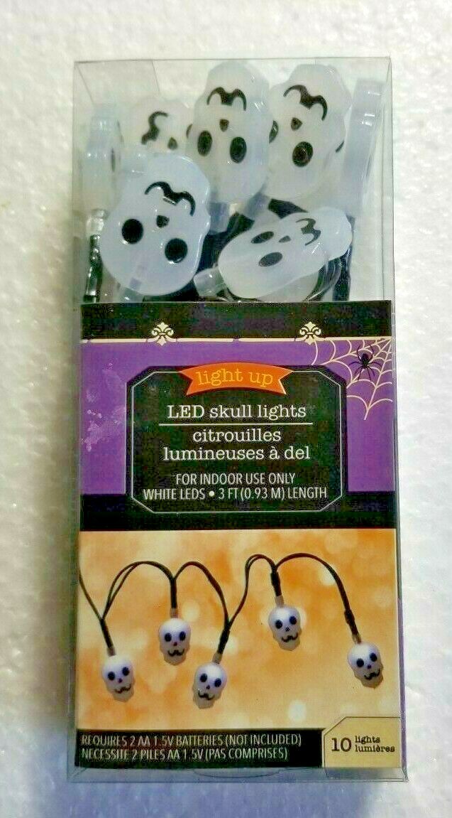 Light -Up Skeleton Head Skull  LED Light Set  Indoor Decorative Halloween