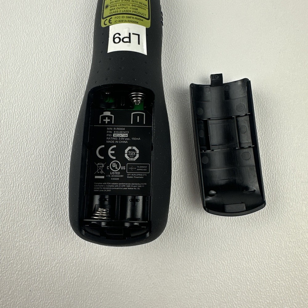 Logitech R400 Wireless Presenter with Laser Pointer Presentation Remote Clicker