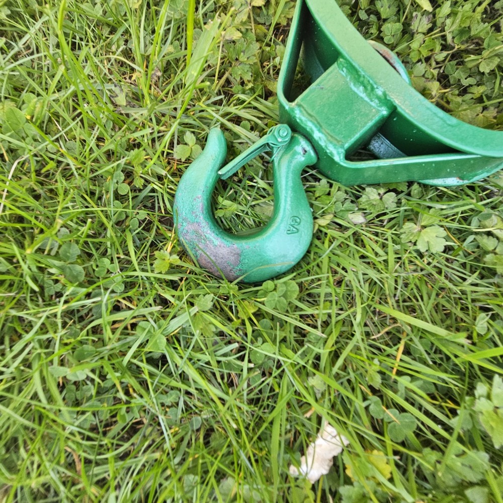 Greenlee 650 Cable Puller Sheave Hook - 6 inch never used