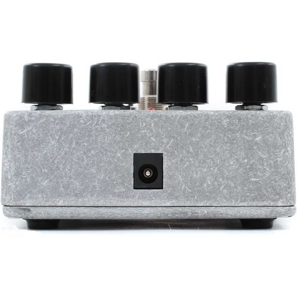 Electro-Harmonix EHX Memory Boy Analog Delay Effects Pedal with Chorus/Vibrato
