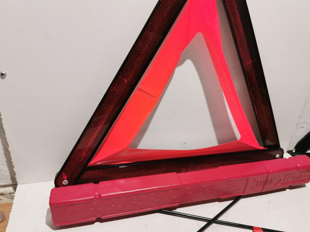 BMW 1 2 3 F SERIES BOOT WARNING TRIANGLE WITH CONTAINER RED