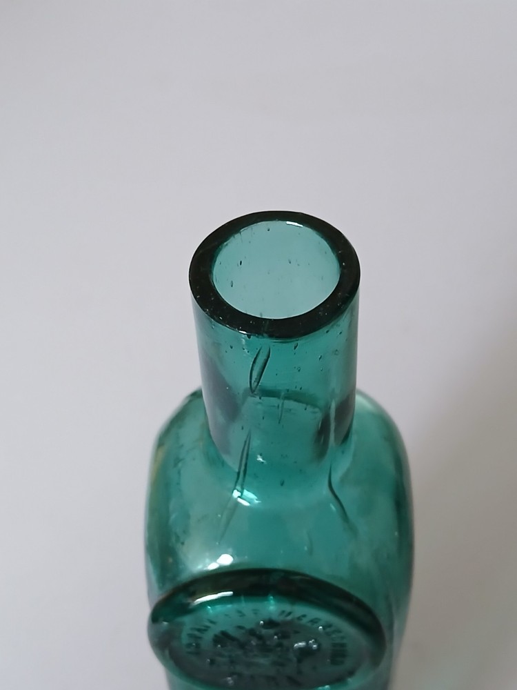Old Gass Zara Seal Bottle