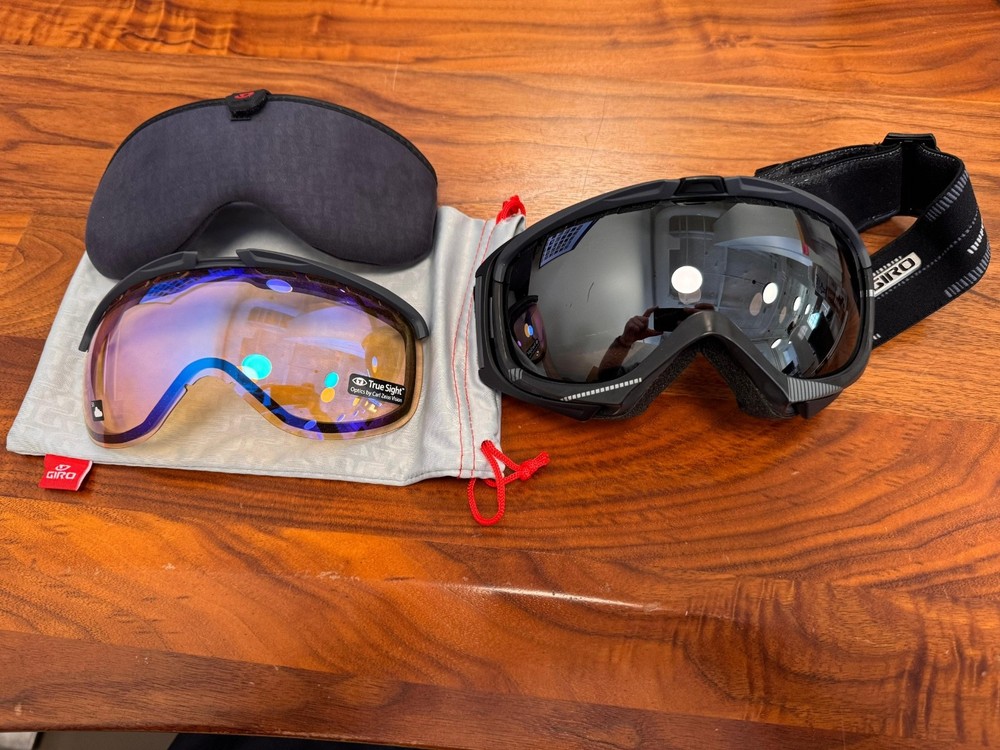 giro ski goggles