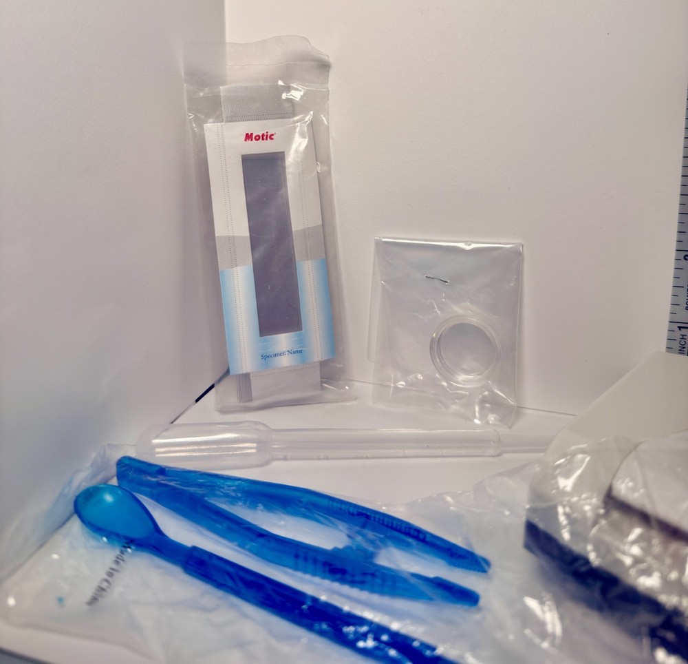 Motic LM-100 Microscope Kit WORKING w Case Sample Slides Tools Student Lab Set