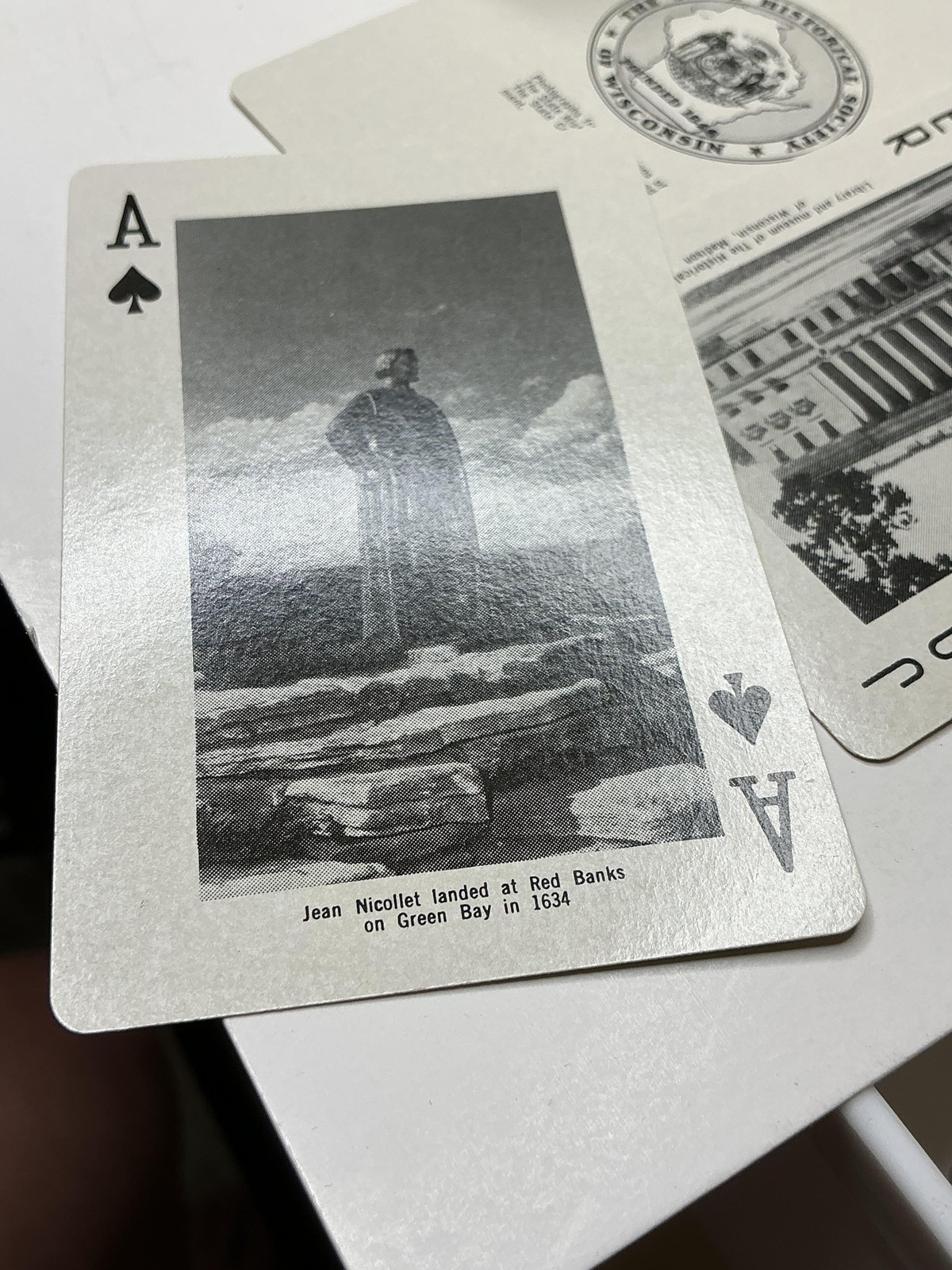 Vintage Beautiful Wisconsin Scenic Souvenir Playing Cards Deck Gold Box