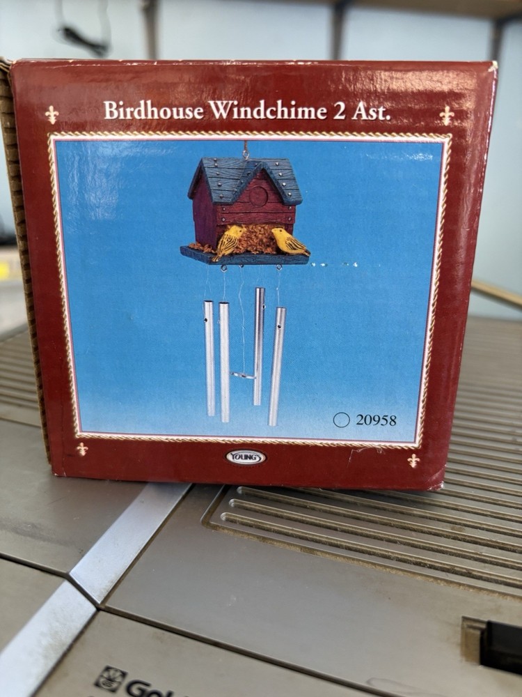 Yoling Bird House Wind Chime