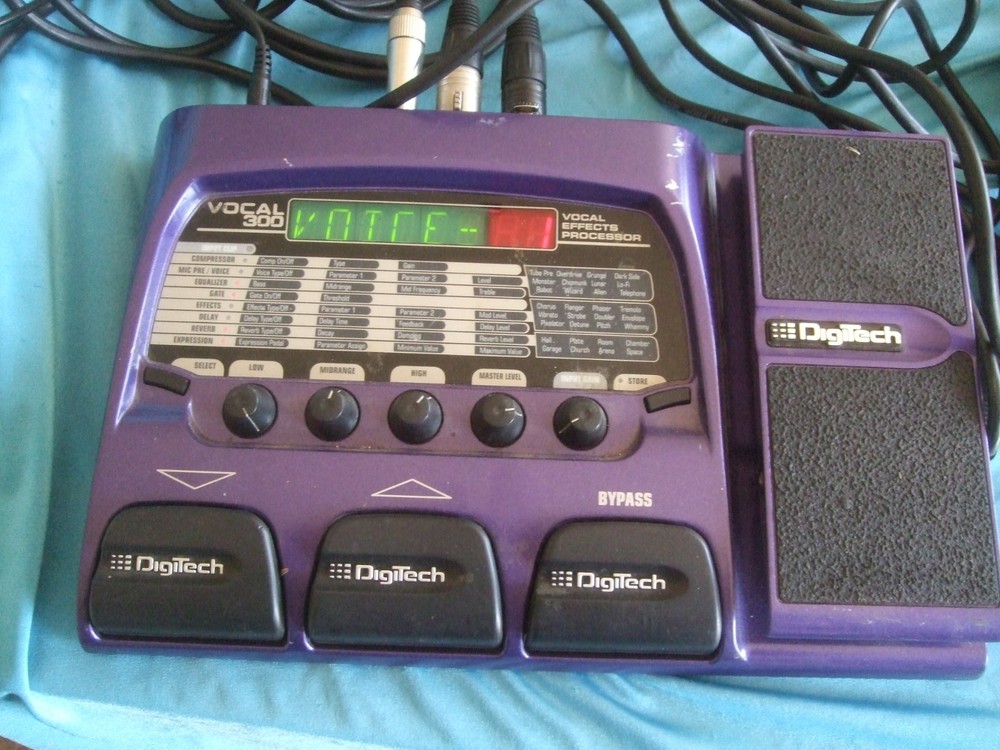 DigiTech Vocal300 Vocal Effects Processor w/AUDIX OM5/CABLES & AC ADAPTOR